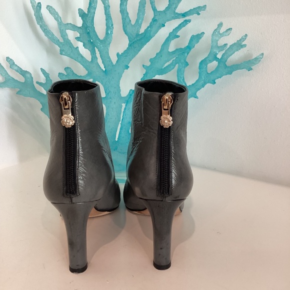 Chanel Black & Gray Patent Leather Interlocking CC Logo Ankle Boots Size 37.5 - Picture 6 of 16